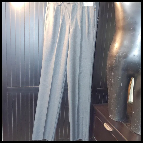 New Unhemmed Gray Bonelli Dress Pants, 30 - Picture 1 of 6